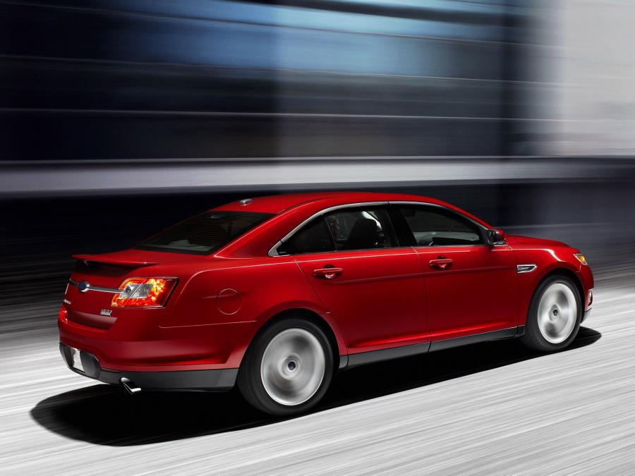  Ford Taurus SHO 2010 года  (фото 186 из 248)